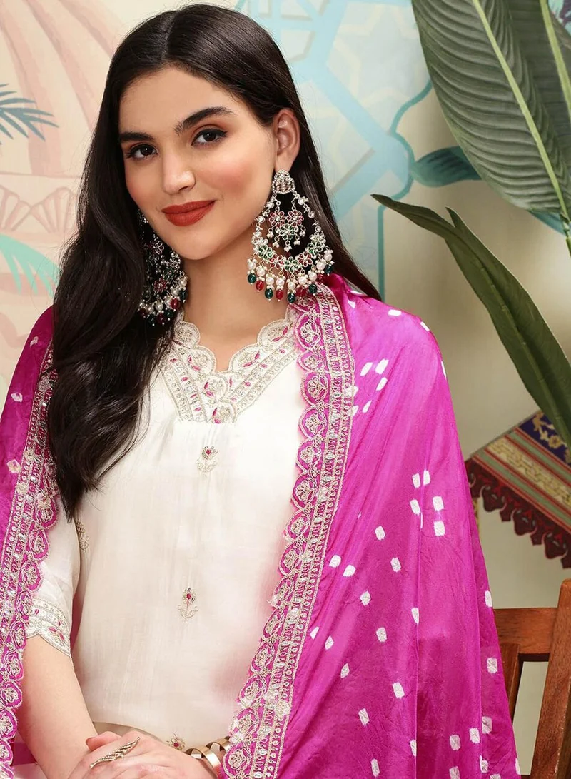 آي شين Women's Off White Viscose Blend Embellished Tunic Full Length Casual Straight Fit Kurta Set